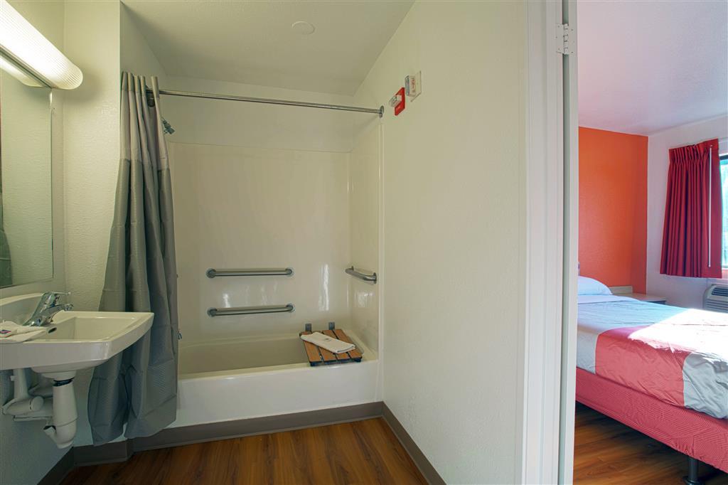 North Charleston Lodge Room photo